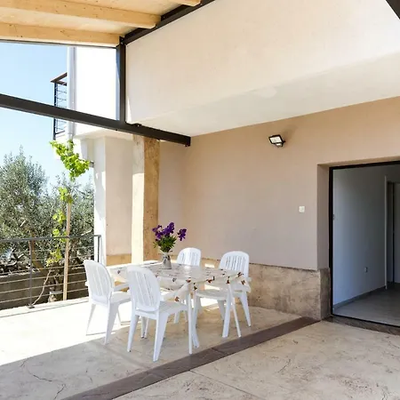 Antica - Edita Apartmán Rtina